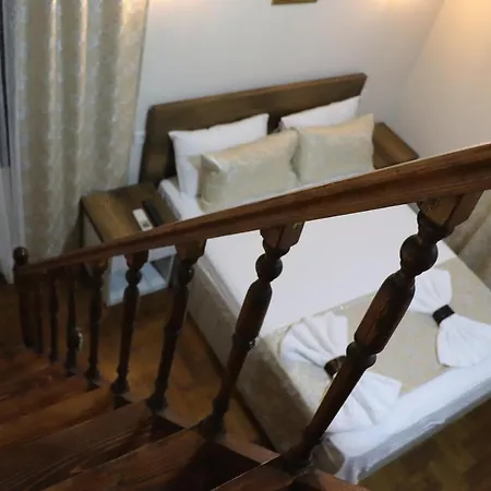 Trend Cesmealti & Lounge *