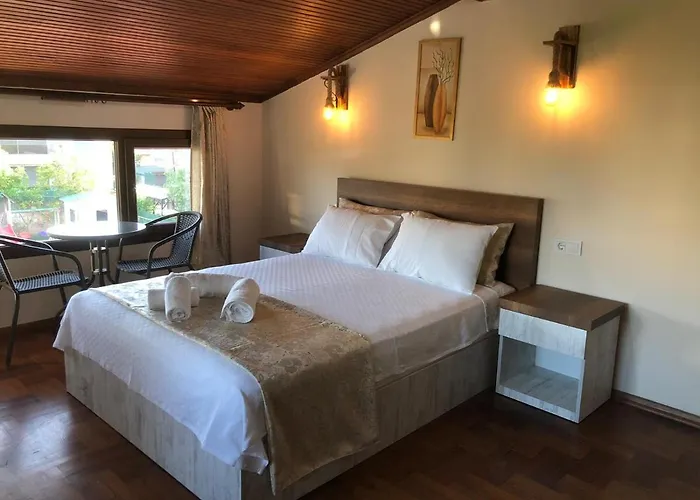 Otel Trend Cesmealti & Lounge