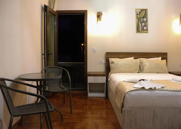 Trend Cesmealti & Lounge Otel