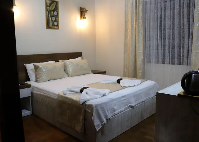 Otel Trend Cesmealti & Lounge