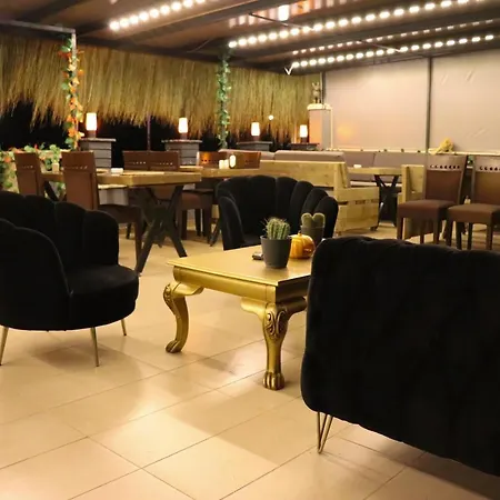 Trend Cesmealti & Lounge イズミル