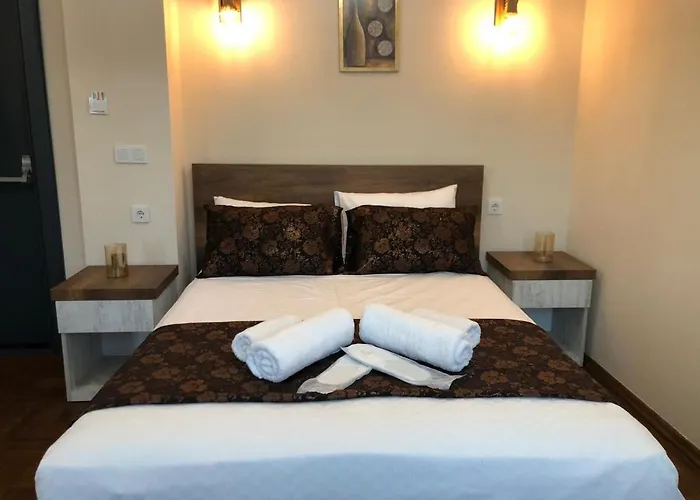 Trend Cesmealti & Lounge Otel *