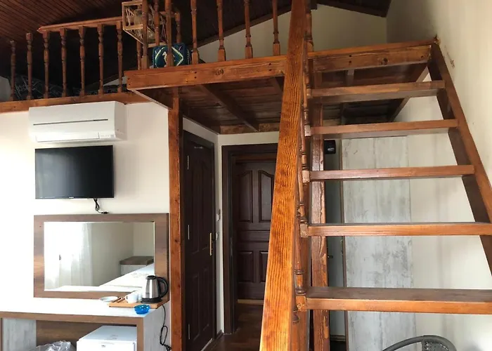 Trend Cesmealti & Lounge 이즈미르