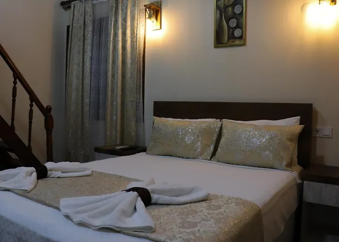 Trend Cesmealti & Lounge Otel *