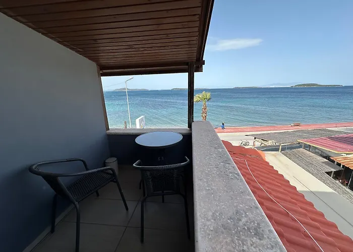 Trend Cesmealti & Lounge 호텔