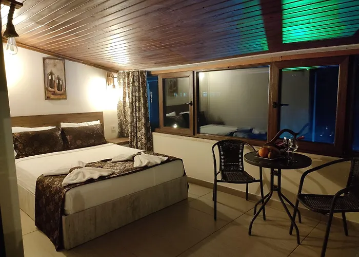 Trend Cesmealti & Lounge * 이즈미르