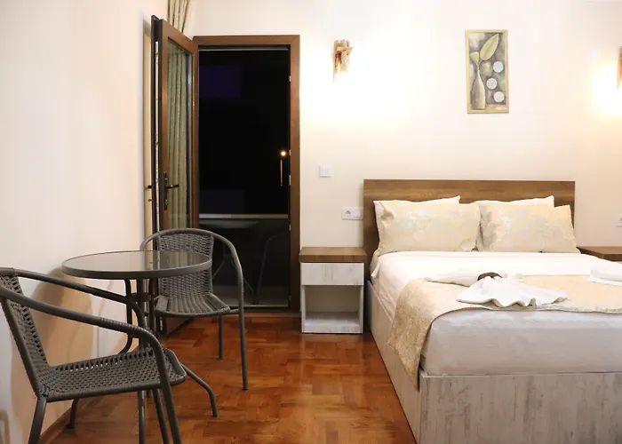 Trend Cesmealti & Lounge *