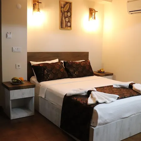 Trend Cesmealti & Lounge Ξενοδοχείο Σμύρνη