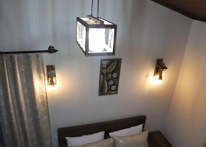 Hotel Trend Cesmealti & Lounge *